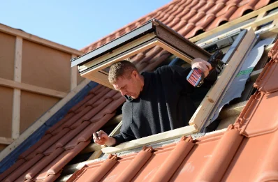 Pose de fenêtres de toit Velux à Huelgoat